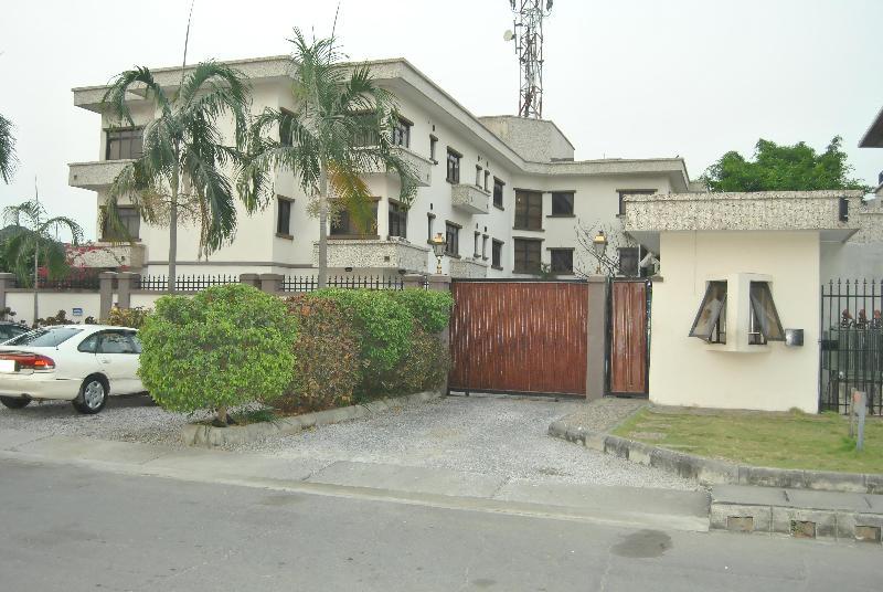 Three Arms Hotel Lagos Exterior foto